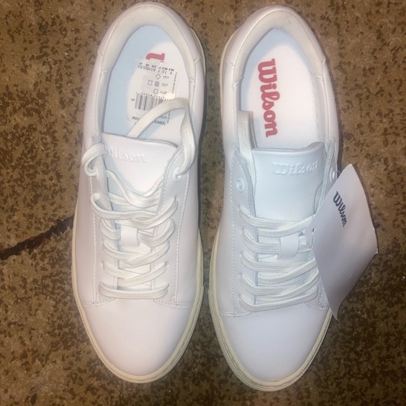 NEW Wilson Classic Premium Tennis Shoes - Picture 3 of 10